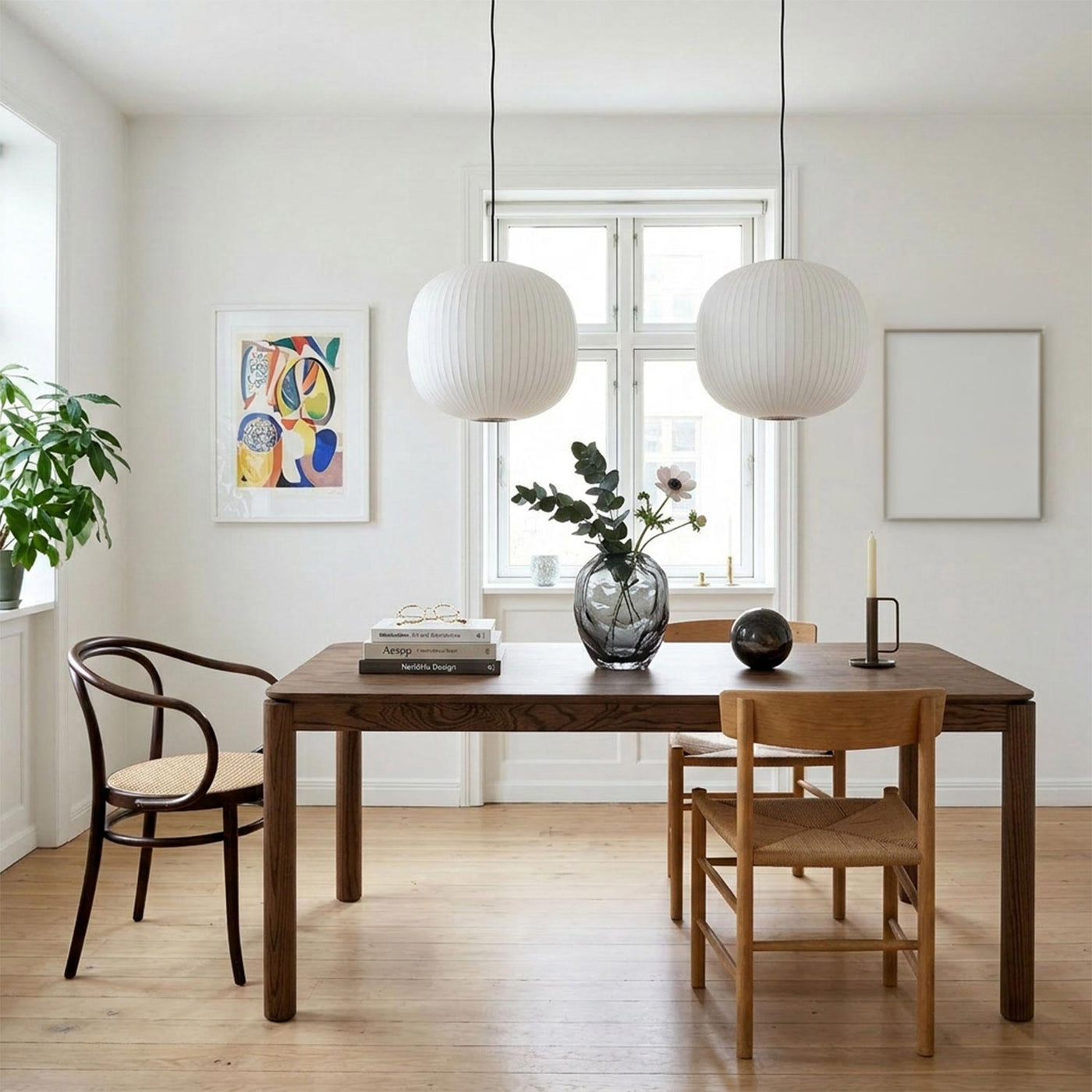 Mesa de comedor Akari 220 cm en acabado encino nogal