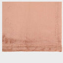 detalle-acabado-borde-frazada-vicenza-beige-gaia