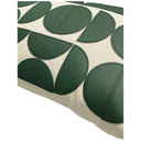 Cojín Pestalozzi de 30 x 50 cm con diseño de formas circulares verdes sobre fondo claro, ideal para decorar tu espacio.