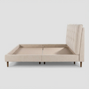 Cama King size Landero con cabecera tufted y patas de madera, diseño elegante y moderno para tu dormitorio.