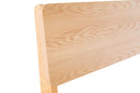 Cabecera de cama queen size Akari con diseño moderno y acabado en madera clara, perfecta para tu recámara.