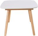 Mesa de comedor Sei de 160 cm en blanco, con superficie rectangular y patas de madera clara, diseño moderno y sencillo.