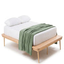 Base de cama king size con pie de cama Sei