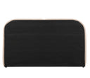 Cabecera king size Hendrix de GAIA con diseño moderno y elegante, tapizada en tela clara y respaldo negro. Perfecta para cualquier dormitorio.