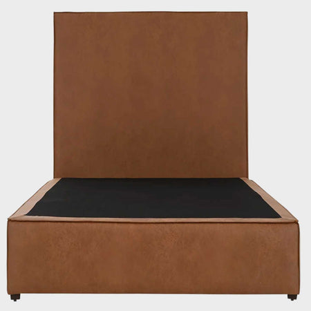 Cama individual Raquel GAIA tapizada en tono café con diseño contemporáneo