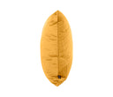 Cojín Bunek dorado de 50x50 cm con superficie texturizada y detalle de costura, ideal para decorar tu hogar con estilo.