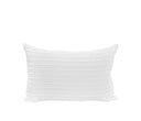 Cojín Navil 30x50cm en color Blanco con diseño texturizado y suave, ideal para decorar tu sofá o cama.
