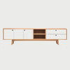 Vista frontal del mueble Evo de 200 cm en encino con dos puertas blancas, nicho central con repisa y dos cajones blancos a la derecha.