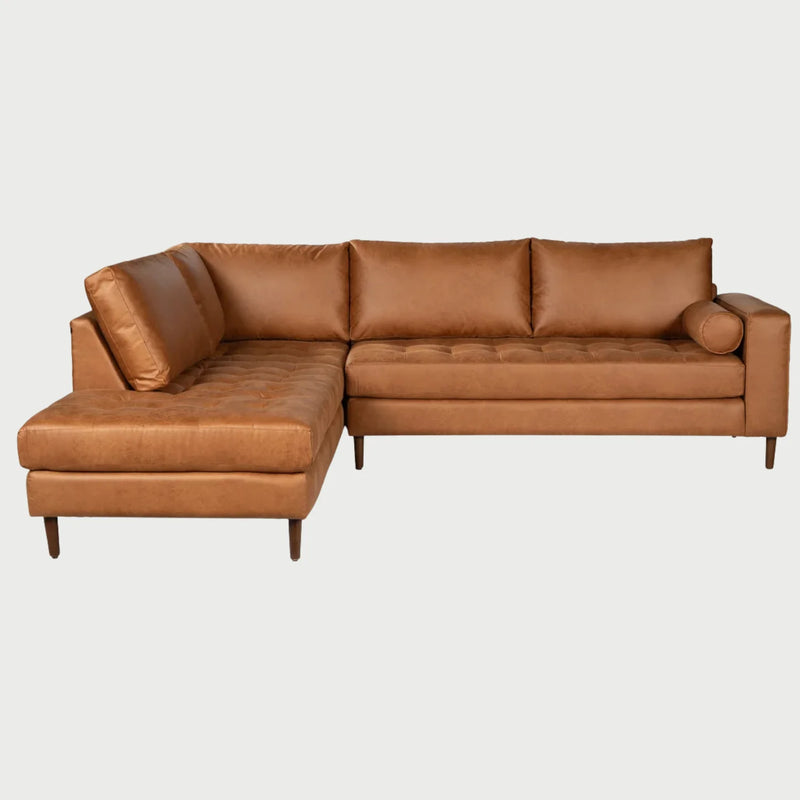 Sala esquinera con banca izquierda Landero en color cálido, con chaise lounge y cojín decorativo, ideal para tu hogar.