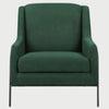 Sillón decorativo Tuxama GAIA en tela verde esmeralda con estructura de metal negro.