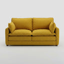 Vista frontal del sofá Andrea de dos cuerpos en color amarillo vibrante, ideal como pieza de acento central por su diseño voluminoso y color alegre.