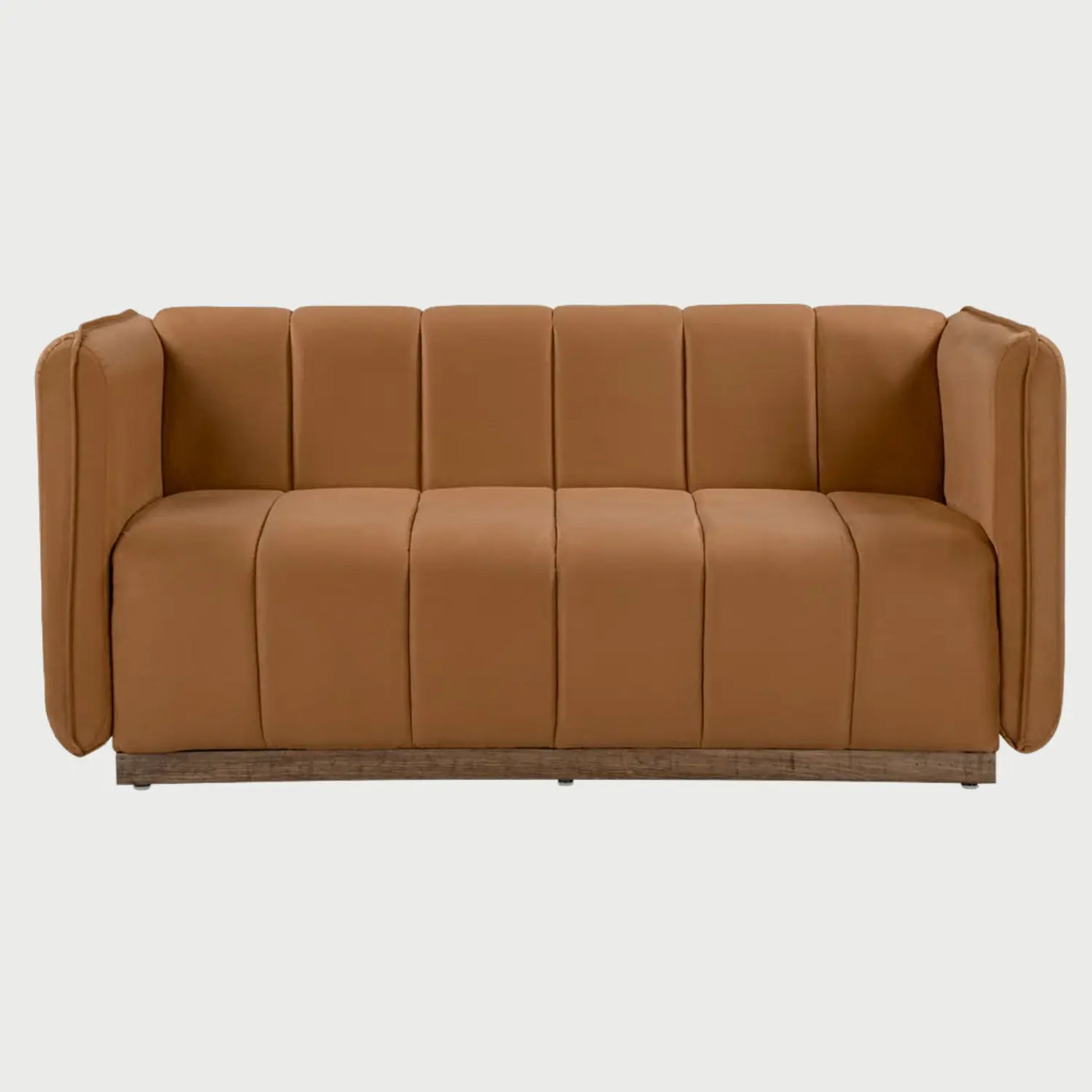 Sofá Porfirio GAIA de 2 cuerpos en tela café con diseño acolchado vertical vista de frente.